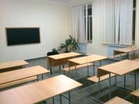 Будут ли школы и детсады вынуждены вновь продлить каникулы? Будут ли школы и детсады вынуждены вновь продлить каникулы?